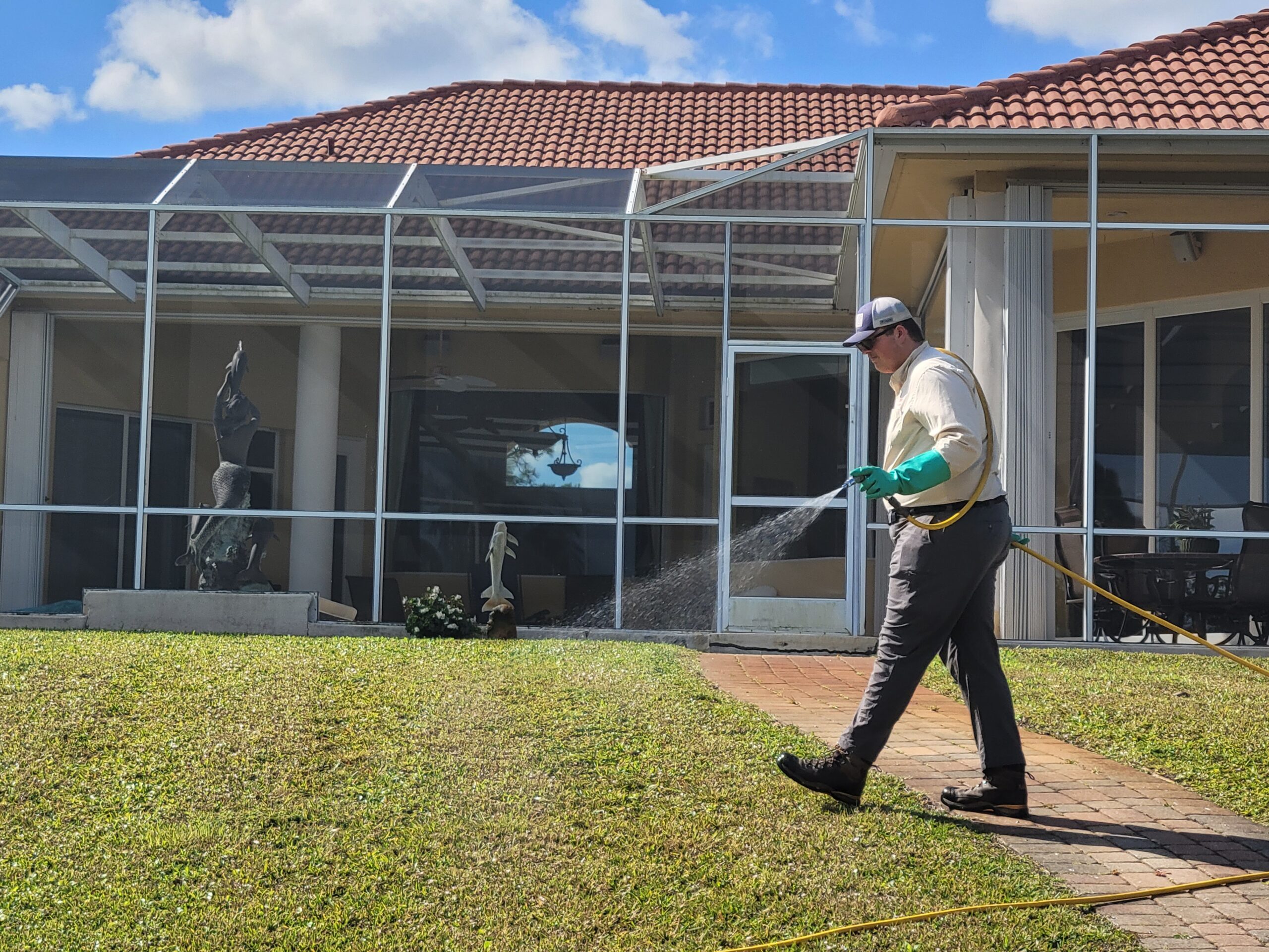 lawn-spraying-port-st-lucie lawn spraying port st lucie experts